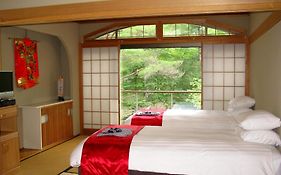 ホワイトホースホテル